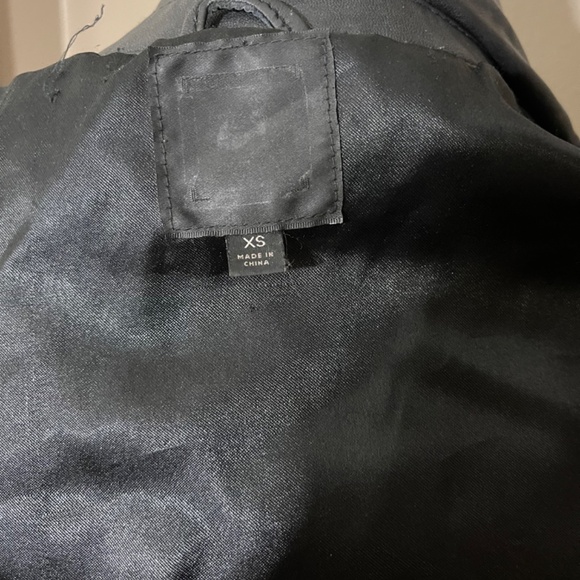 Express Moto Crop Distressed Leather Jacket - Picture 5 of 6